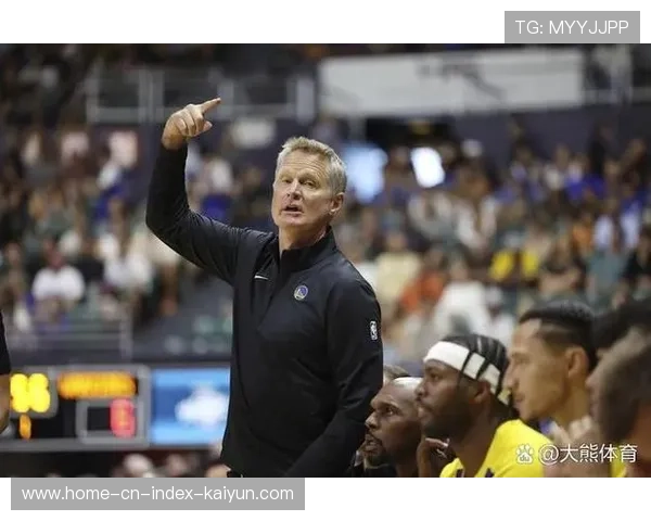 中国男篮半场落后14分完成逆转 防守强度提升成关键转折点